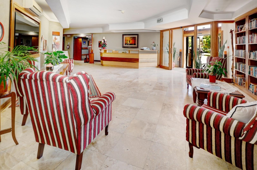 1 Bedroom Property for Sale in Old Oak Western Cape